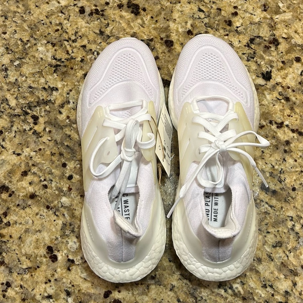 Adidas Ultraboost 22 Running Shoe